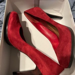 Nine West, Red Suede pumps size 9.5